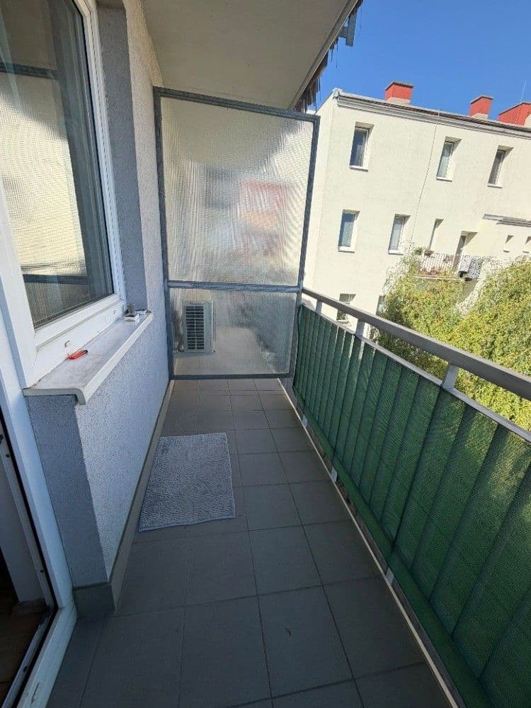 Pronájem bytu 1+kk 31 m², Francouzská, Brno, Jihomoravský kraj Pronájem bytu 1+kk 31 m², Francouzská, Brno, Jihomoravský kraj
