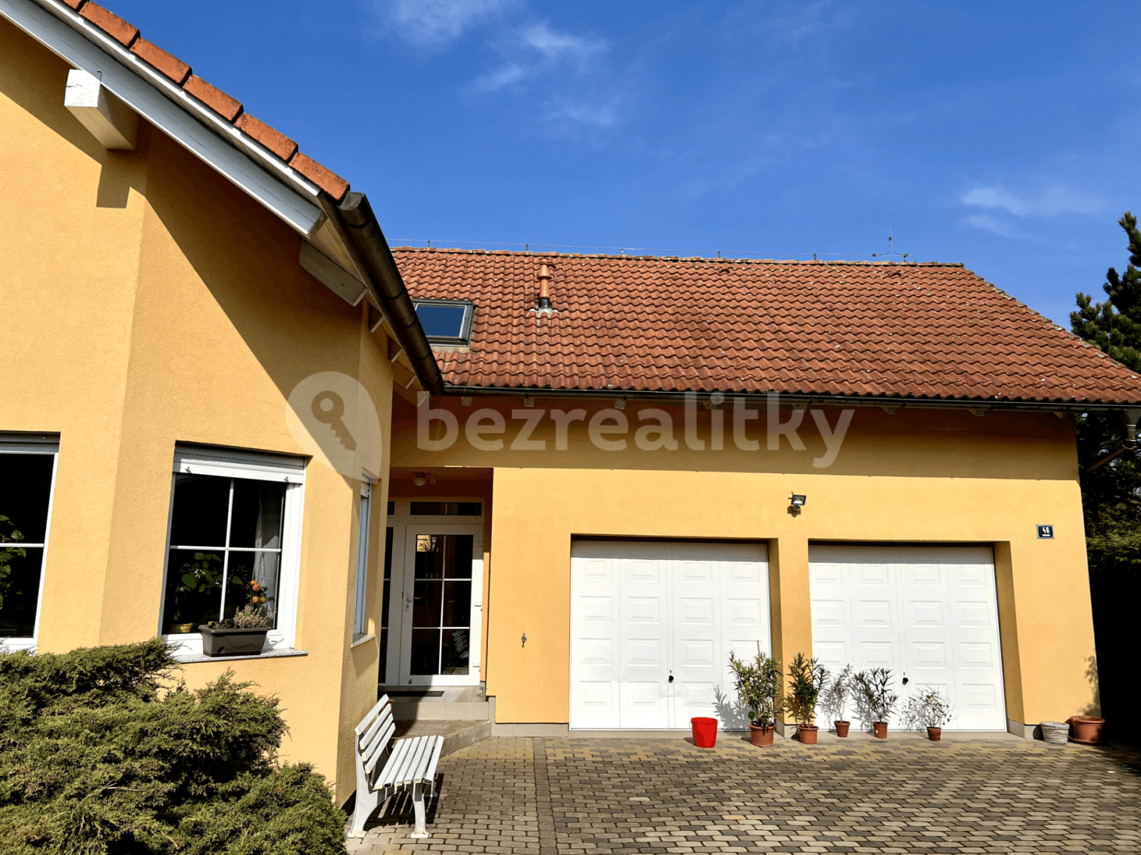 Pronájem bytu 1+kk 40 m², Trnová, Středočeský kraj Pronájem bytu 1+kk 40 m², Trnová, Středočeský kraj