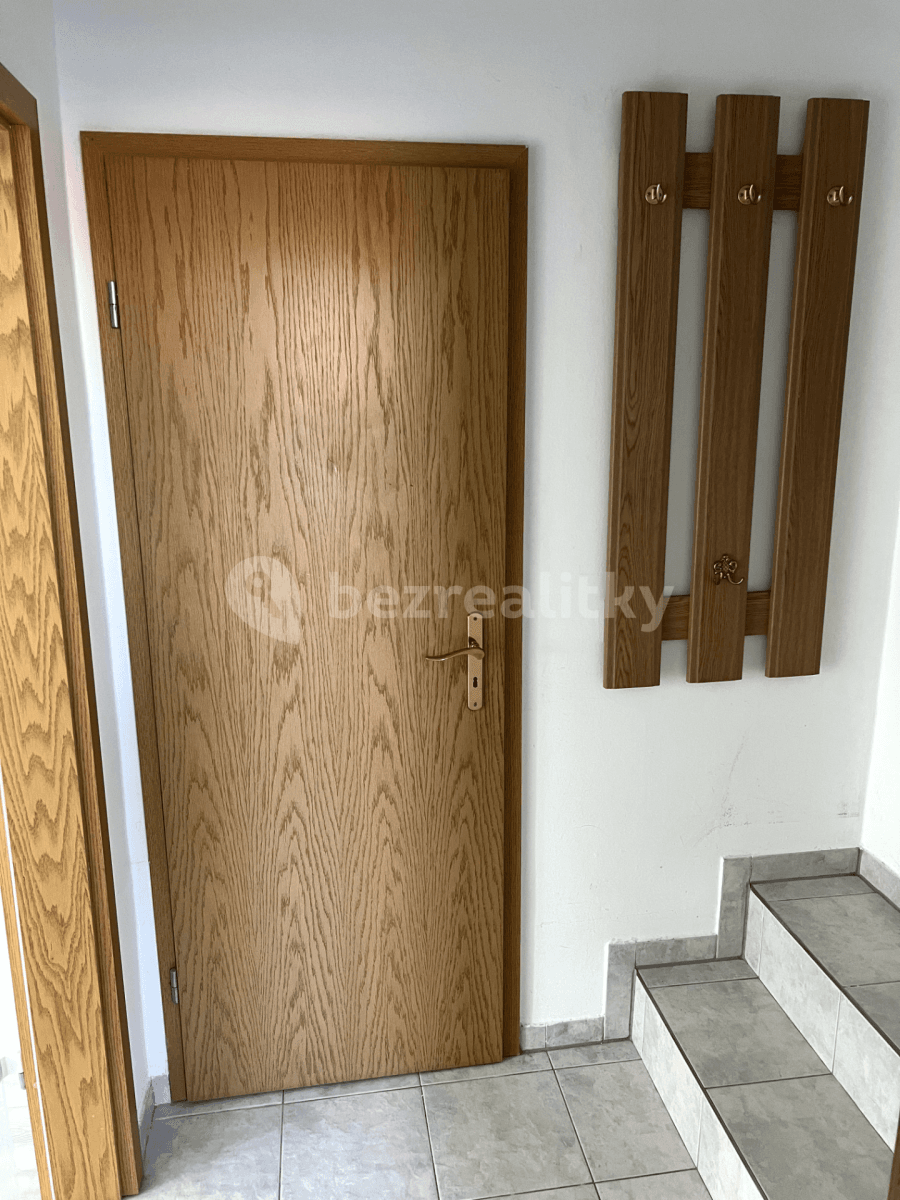 Pronájem bytu 1+kk 40 m², Trnová, Středočeský kraj Pronájem bytu 1+kk 40 m², Trnová, Středočeský kraj