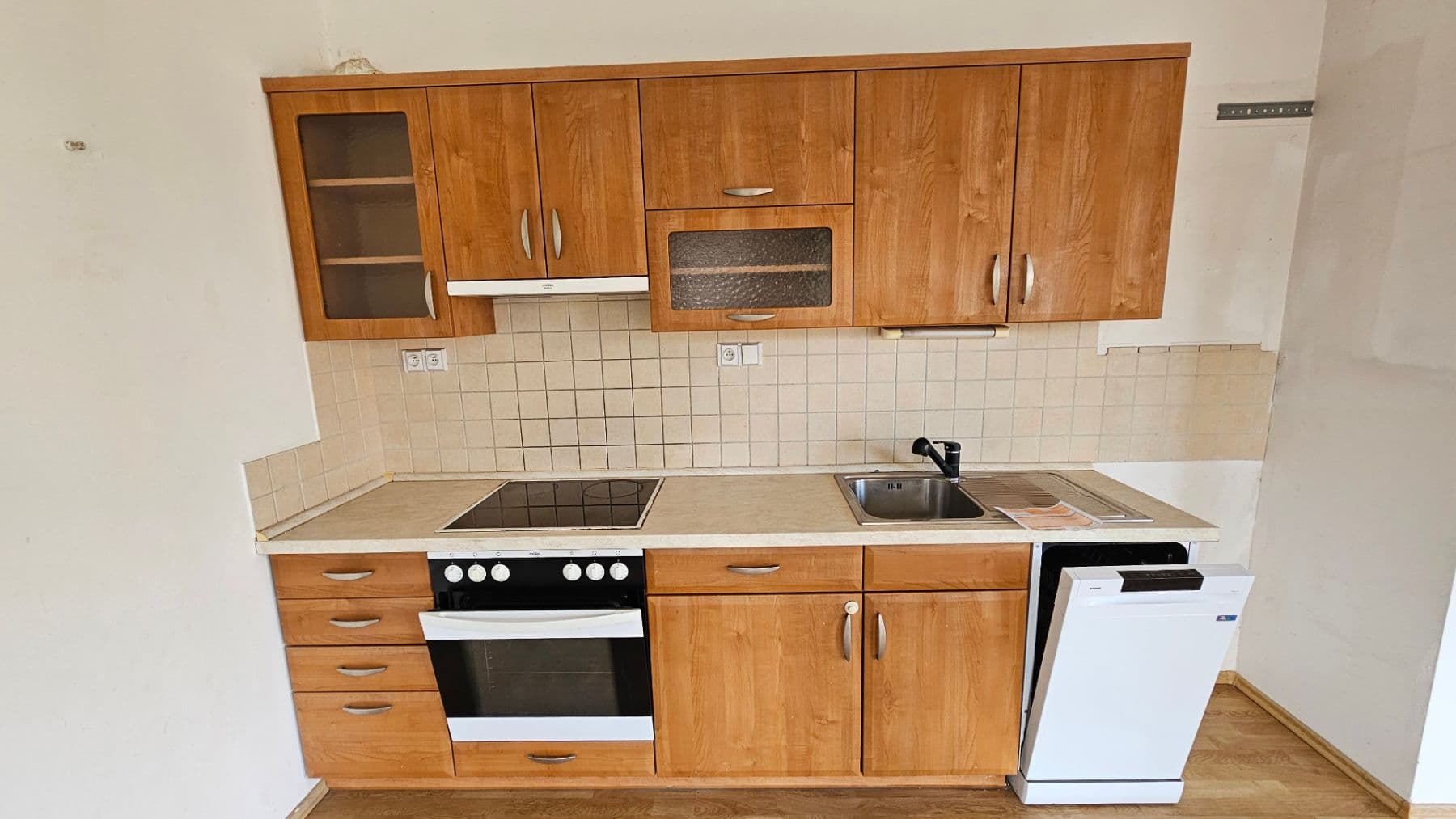 Pronájem bytu 3+kk 68 m², Na Valech, Poděbrady, Středočeský kraj Pronájem bytu 3+kk 68 m², Na Valech, Poděbrady, Středočeský kraj