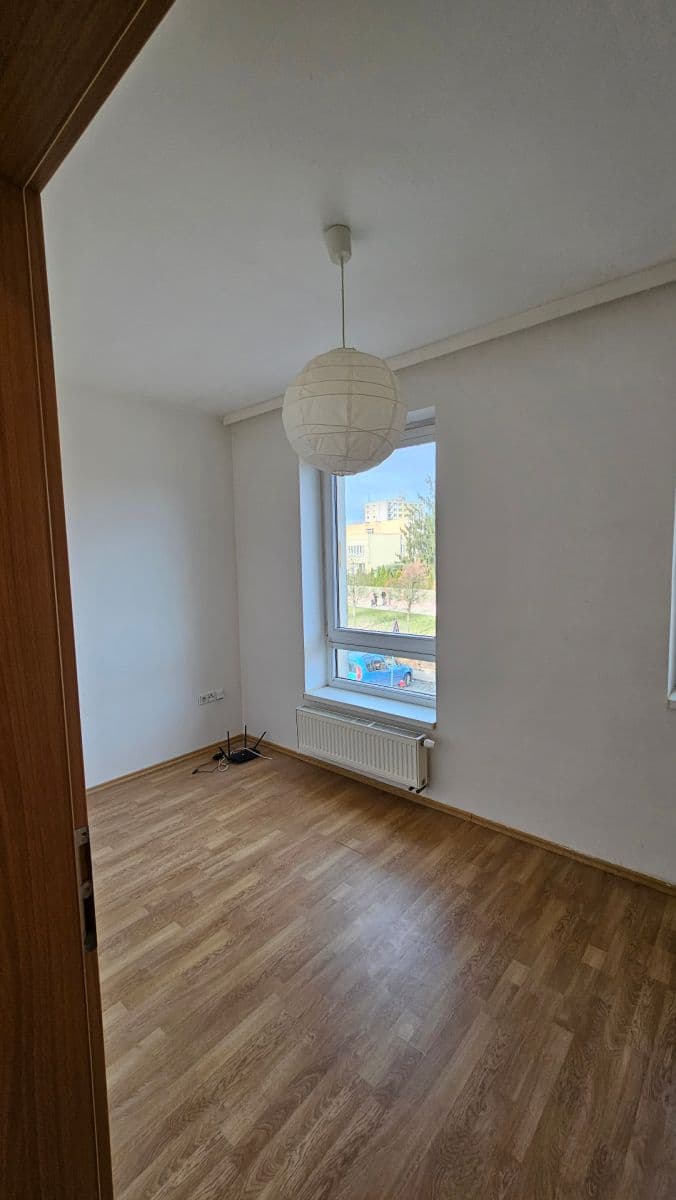 Pronájem bytu 3+kk 68 m², Na Valech, Poděbrady, Středočeský kraj Pronájem bytu 3+kk 68 m², Na Valech, Poděbrady, Středočeský kraj