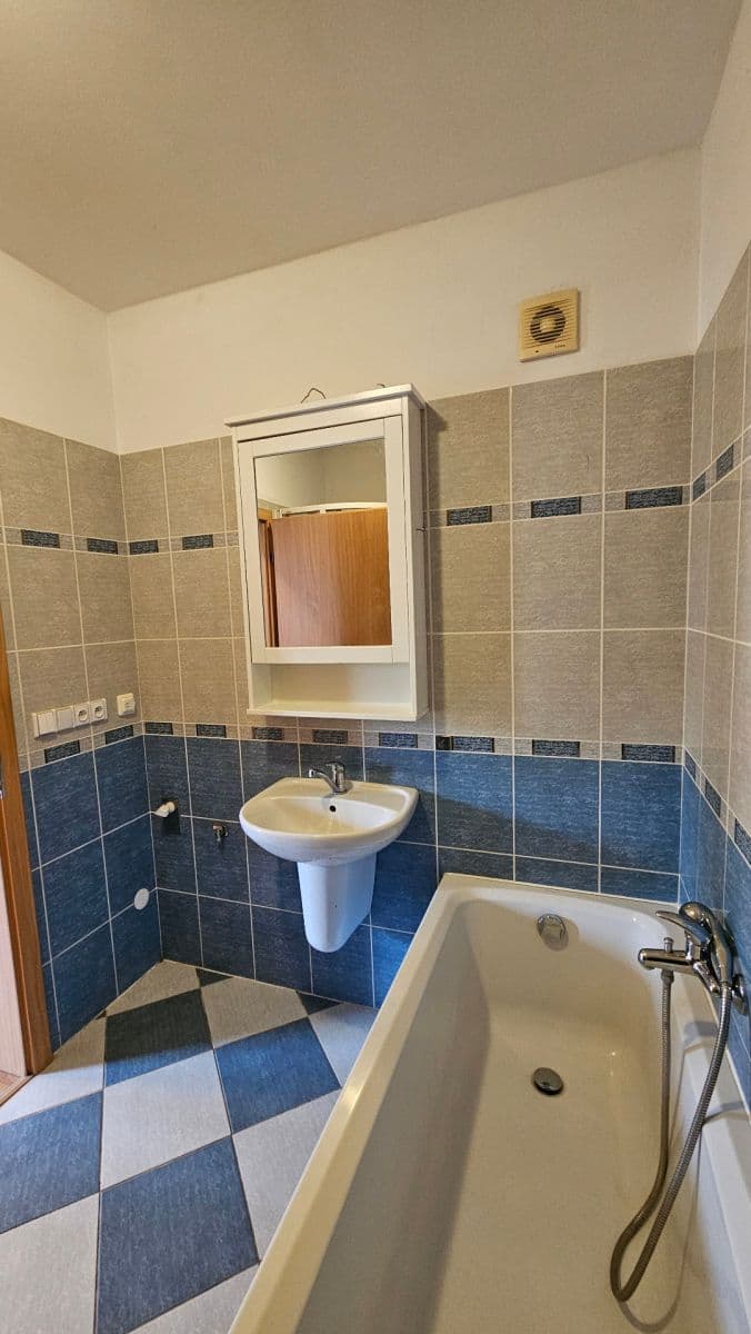 Pronájem bytu 3+kk 68 m², Na Valech, Poděbrady, Středočeský kraj Pronájem bytu 3+kk 68 m², Na Valech, Poděbrady, Středočeský kraj