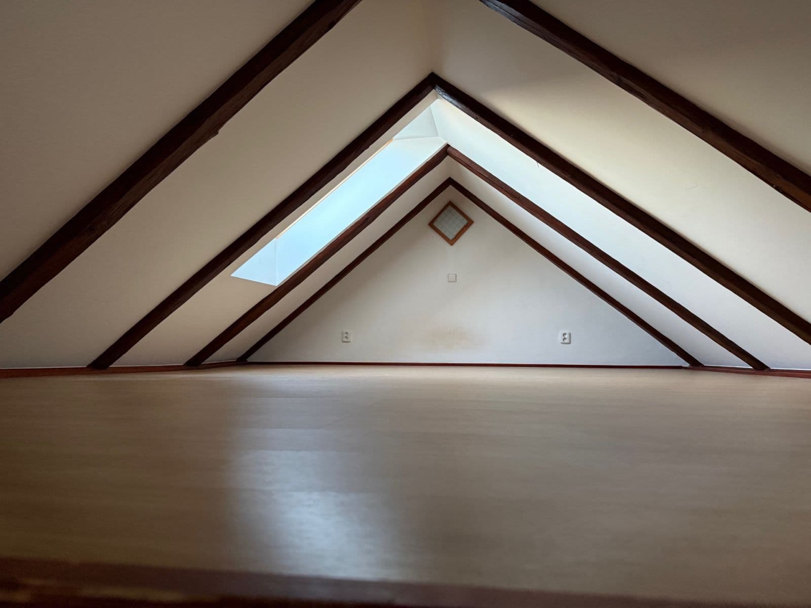 Pronájem kanceláře 173 m², Bohdanečská, Praha, Praha Pronájem kanceláře 173 m², Bohdanečská, Praha, Praha