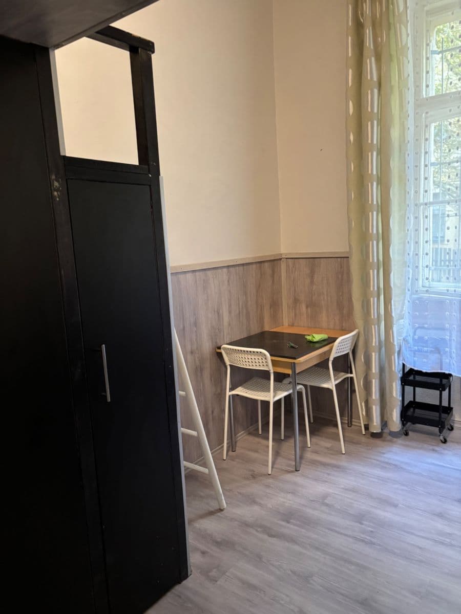 Pronájem bytu Garsoniéra 24 m², Petřínská, Praha, Praha Pronájem bytu Garsoniéra 24 m², Petřínská, Praha, Praha