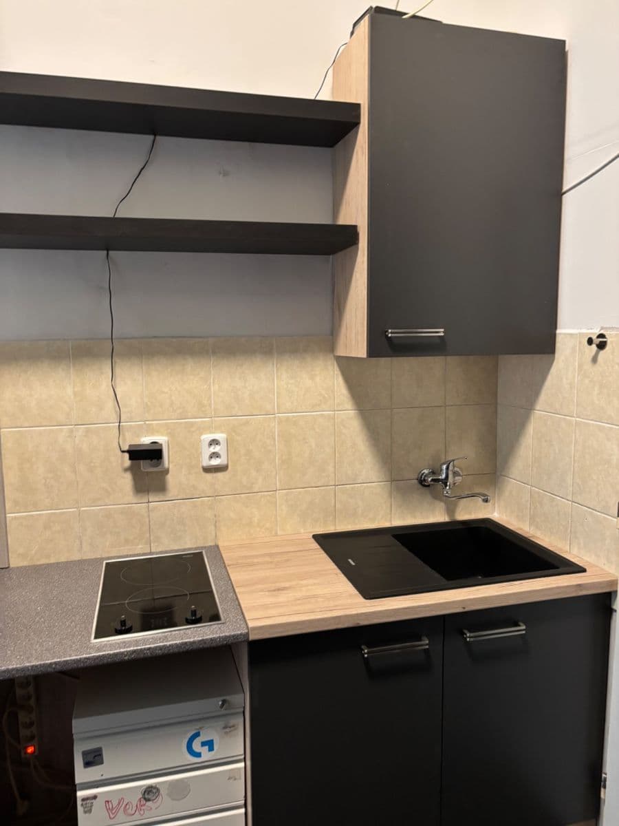 Pronájem bytu Garsoniéra 24 m², Petřínská, Praha, Praha Pronájem bytu Garsoniéra 24 m², Petřínská, Praha, Praha