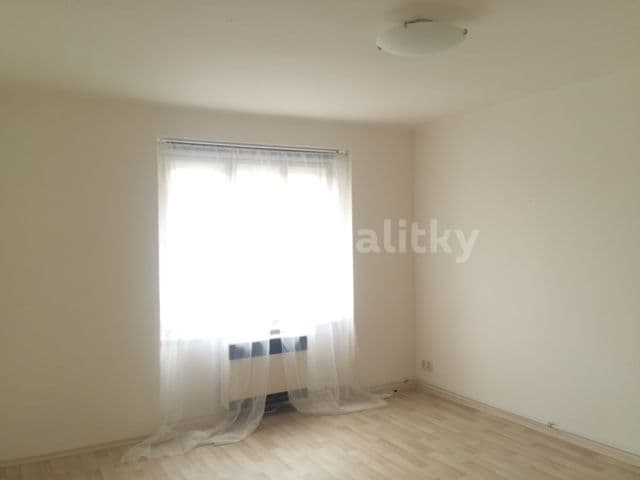 Pronájem bytu 1+kk 31 m², Ronkova, Praha, Praha Pronájem bytu 1+kk 31 m², Ronkova, Praha, Praha
