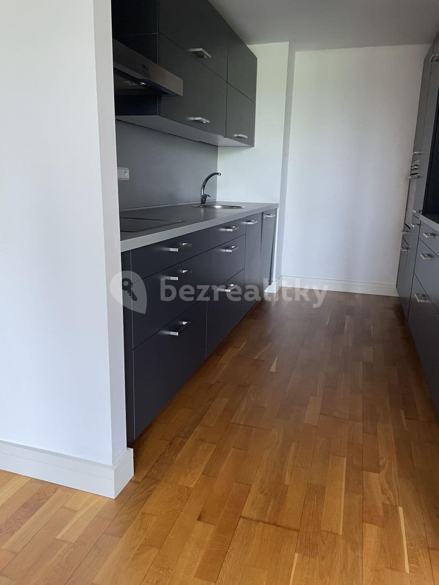 Pronájem bytu 2+kk 60 m², U Pivovaru, Dobříš, Středočeský kraj Pronájem bytu 2+kk 60 m², U Pivovaru, Dobříš, Středočeský kraj