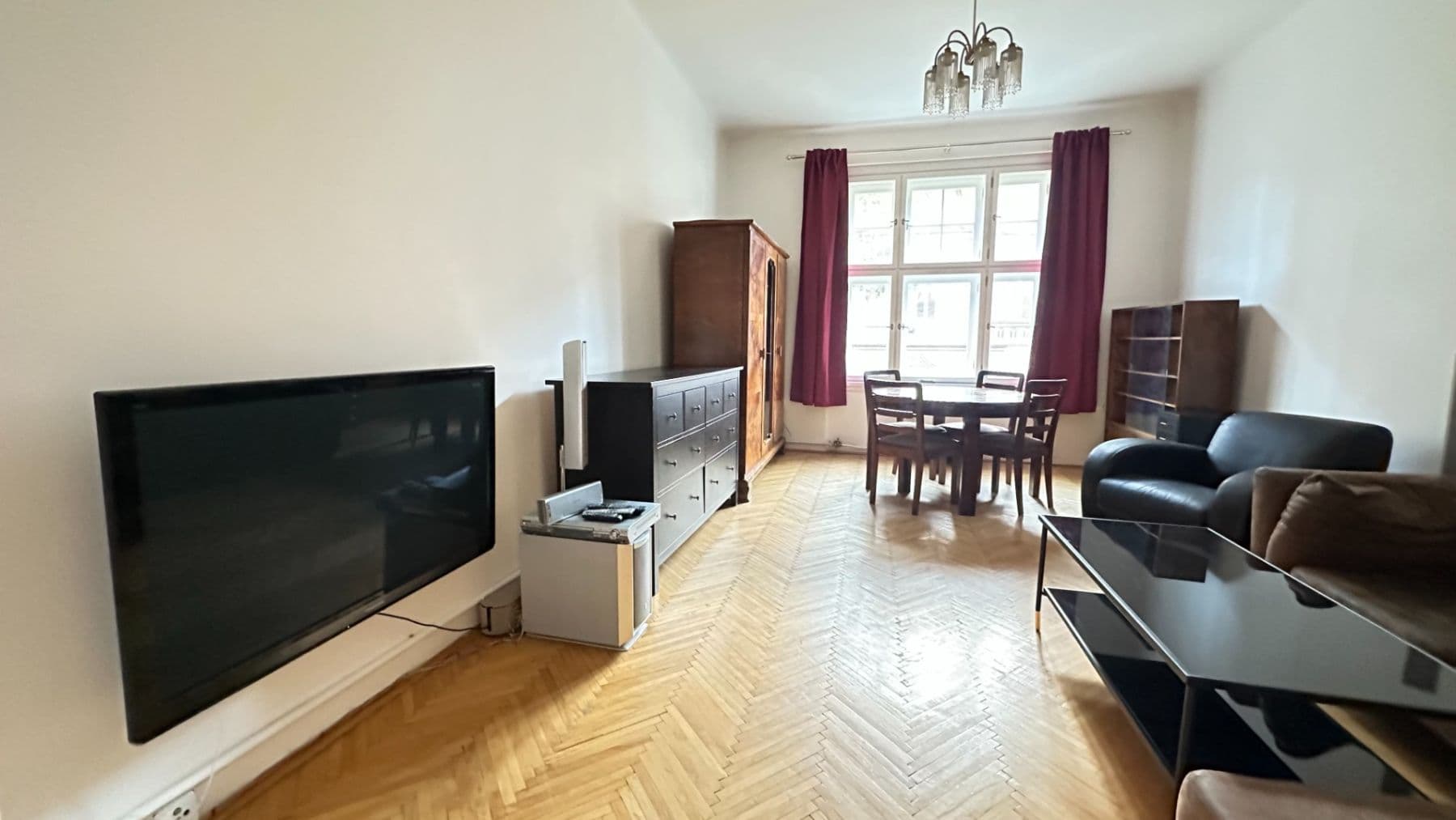 Pronájem bytu 2+kk 55 m², Velehradská, Praha, Praha Pronájem bytu 2+kk 55 m², Velehradská, Praha, Praha
