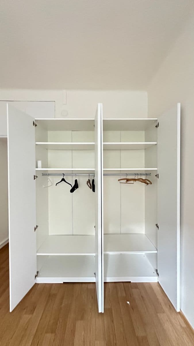 Pronájem bytu 2+kk 55 m², Velehradská, Praha, Praha Pronájem bytu 2+kk 55 m², Velehradská, Praha, Praha
