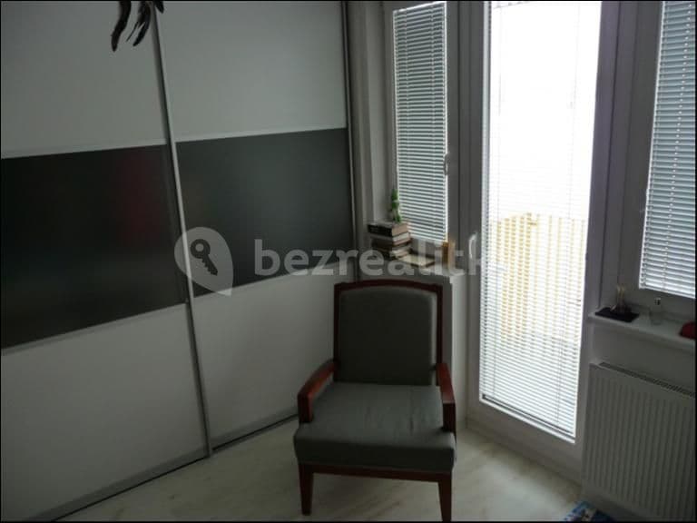 Pronájem bytu 2+kk 74 m², Nejdlova, Karlovy Vary, Karlovarský kraj Pronájem bytu 2+kk 74 m², Nejdlova, Karlovy Vary, Karlovarský kraj