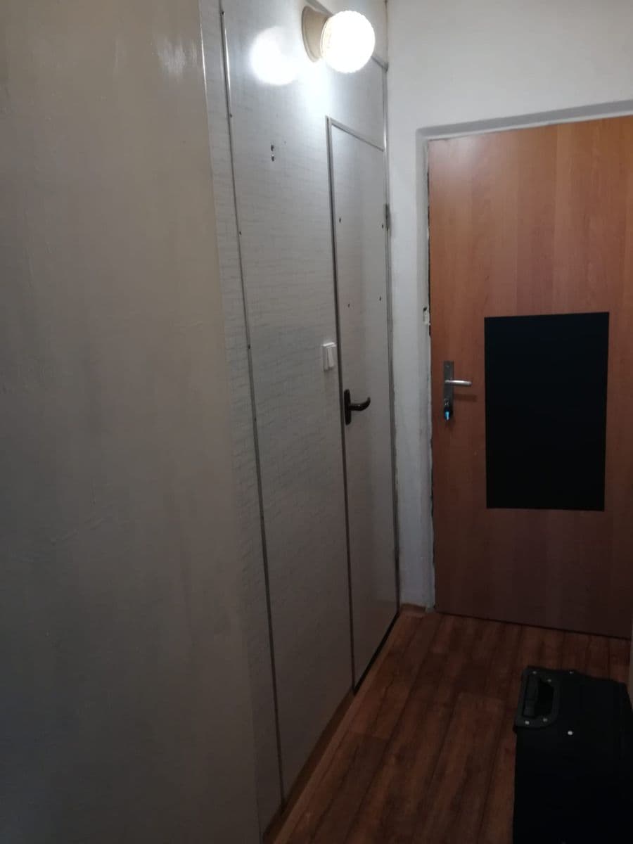 Pronájem bytu Garsoniéra 20 m², Větrná, Ústí nad Labem, Ústecký kraj Pronájem bytu Garsoniéra 20 m², Větrná, Ústí nad Labem, Ústecký kraj