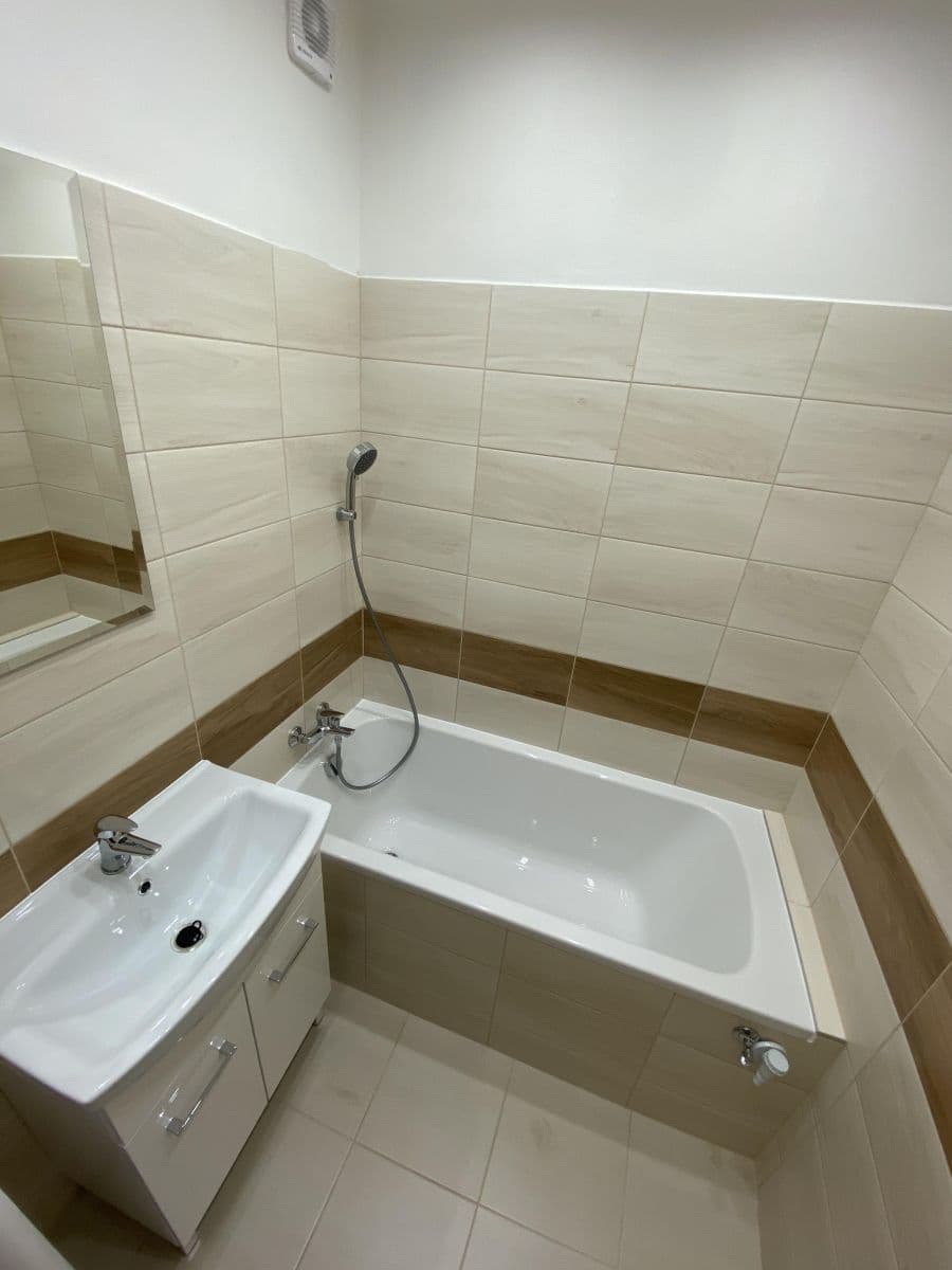 Pronájem bytu 1+1 36 m², Doktora Martínka, Ostrava, Moravskoslezský kraj Pronájem bytu 1+1 36 m², Doktora Martínka, Ostrava, Moravskoslezský kraj
