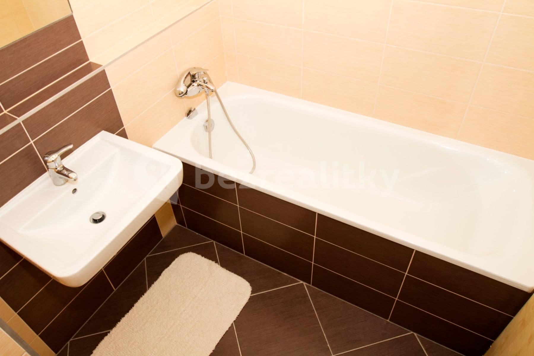 Pronájem bytu Garsoniéra 34 m², U Leskavy, Brno, Jihomoravský kraj Pronájem bytu Garsoniéra 34 m², U Leskavy, Brno, Jihomoravský kraj