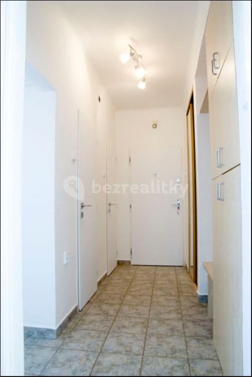 Pronájem bytu 3+1 60 m², Luštěnická, Praha, Praha Pronájem bytu 3+1 60 m², Luštěnická, Praha, Praha