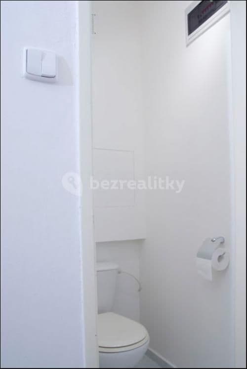 Pronájem bytu 3+1 60 m², Luštěnická, Praha, Praha Pronájem bytu 3+1 60 m², Luštěnická, Praha, Praha