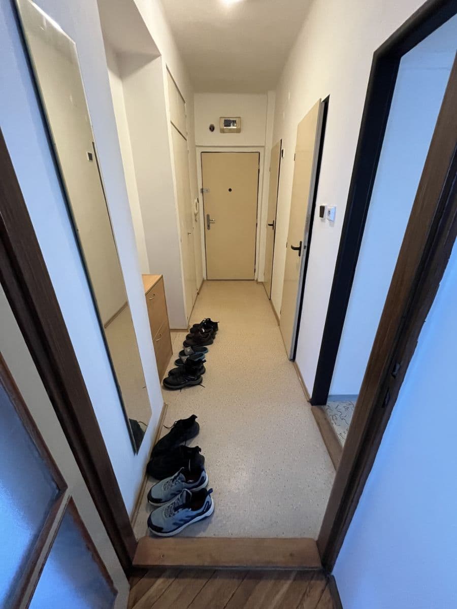 Pronájem bytu 2+1 51 m², Nad Zlíchovem, Praha, Praha Pronájem bytu 2+1 51 m², Nad Zlíchovem, Praha, Praha