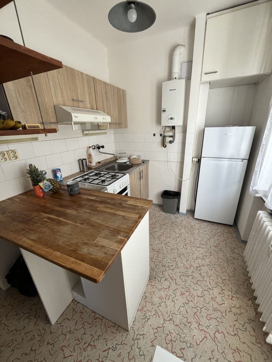 Pronájem bytu 2+1 51 m², Nad Zlíchovem, Praha, Praha Pronájem bytu 2+1 51 m², Nad Zlíchovem, Praha, Praha