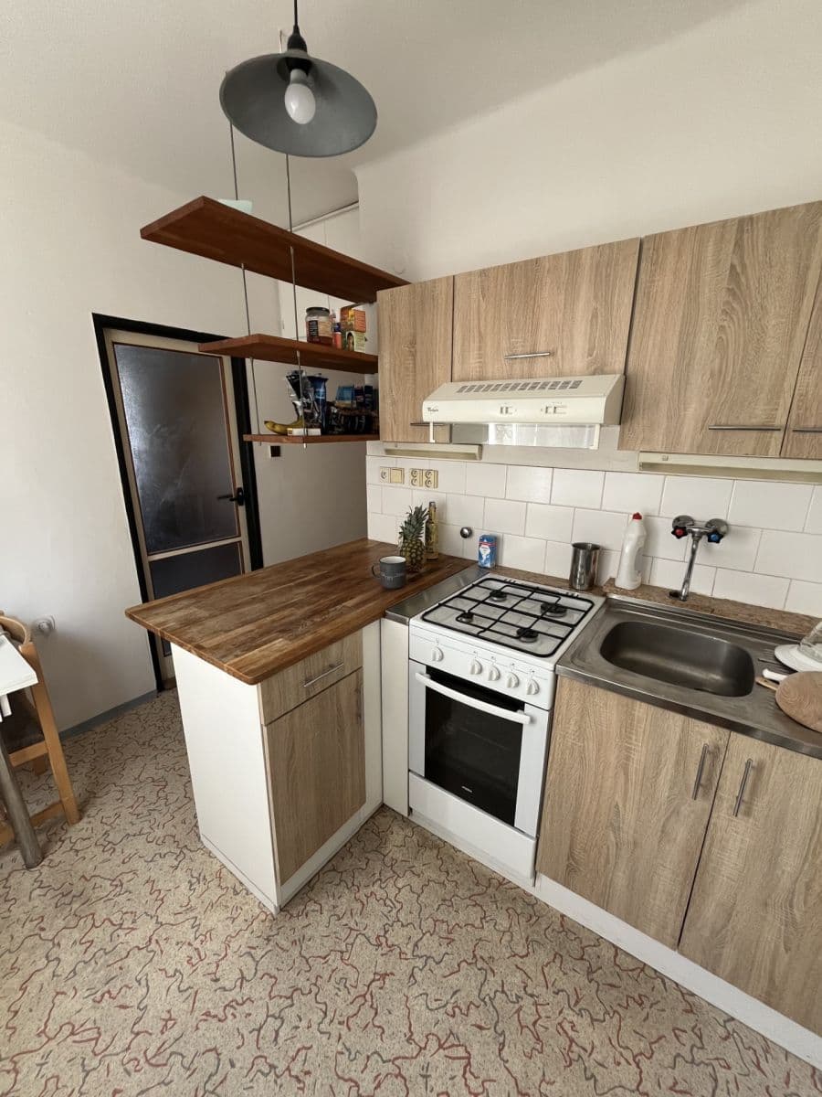 Pronájem bytu 2+1 51 m², Nad Zlíchovem, Praha, Praha Pronájem bytu 2+1 51 m², Nad Zlíchovem, Praha, Praha