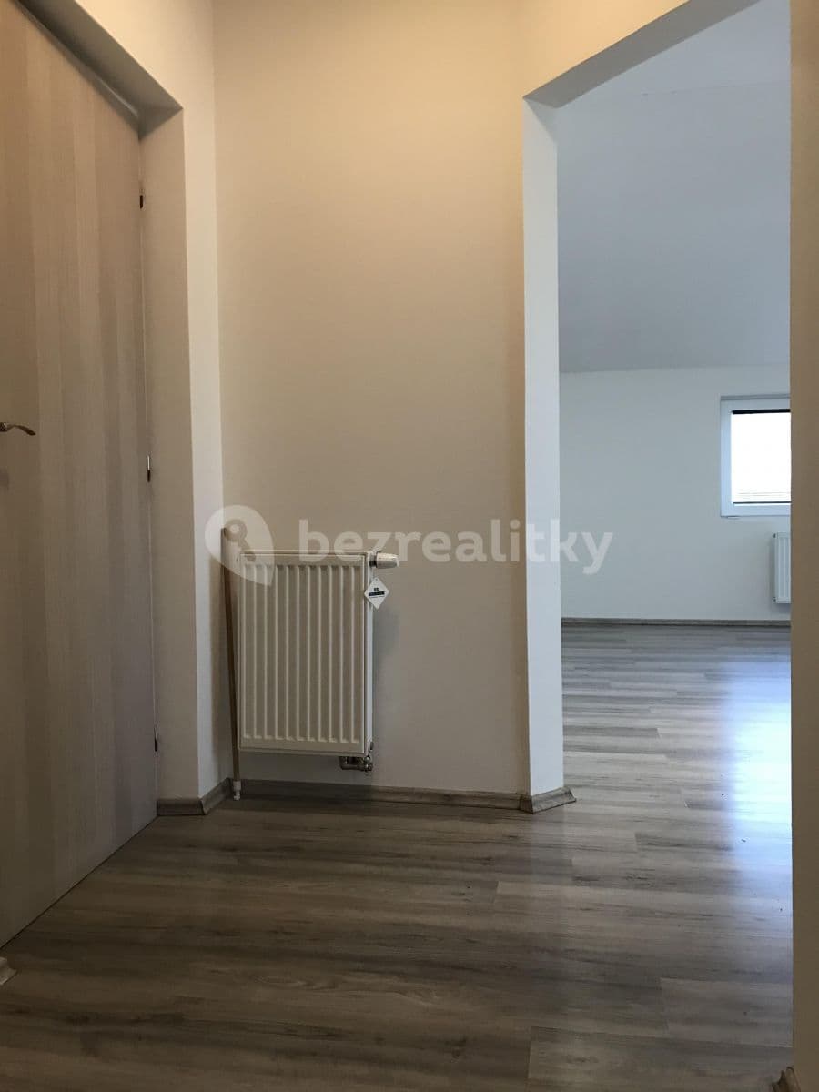 Pronájem bytu 2+kk 40 m², K Vrbičkám, Moravany, Jihomoravský kraj Pronájem bytu 2+kk 40 m², K Vrbičkám, Moravany, Jihomoravský kraj