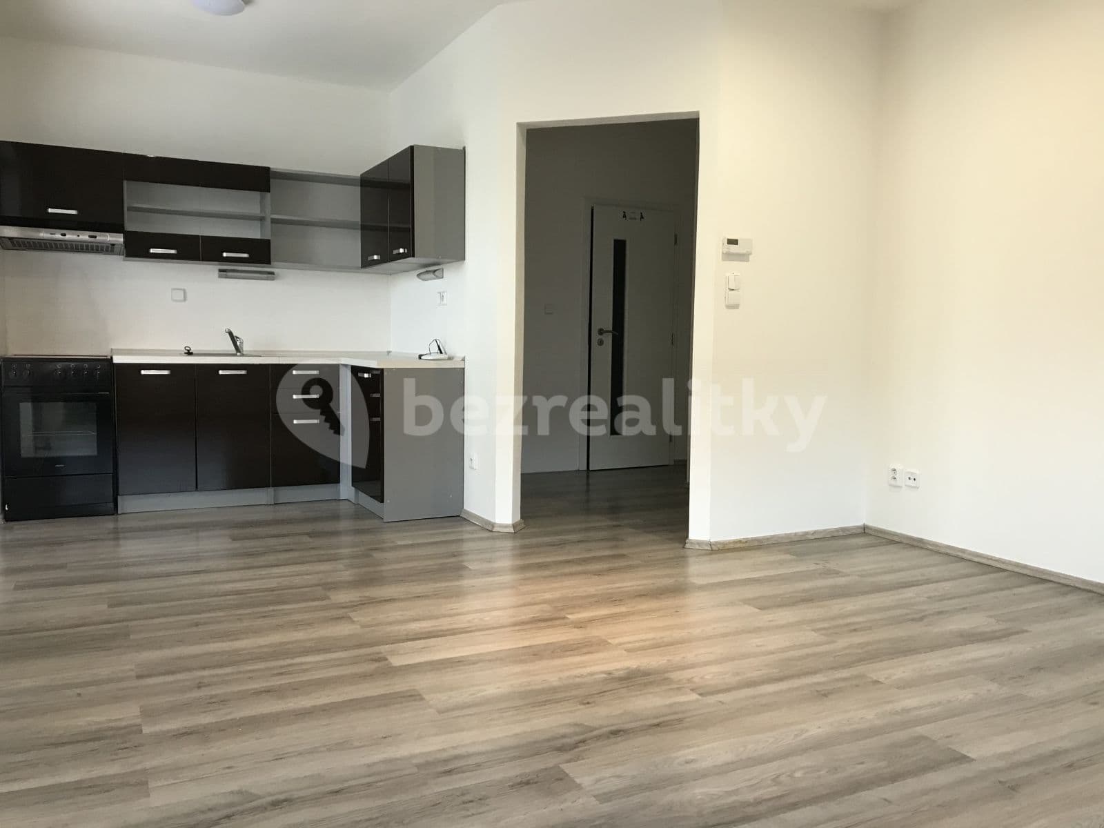Pronájem bytu 2+kk 40 m², K Vrbičkám, Moravany, Jihomoravský kraj Pronájem bytu 2+kk 40 m², K Vrbičkám, Moravany, Jihomoravský kraj