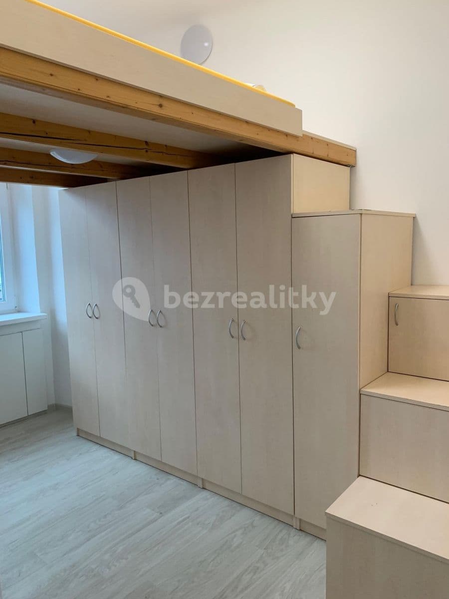 Pronájem bytu 1+1 30 m², Čestmírova, Praha, Praha Pronájem bytu 1+1 30 m², Čestmírova, Praha, Praha