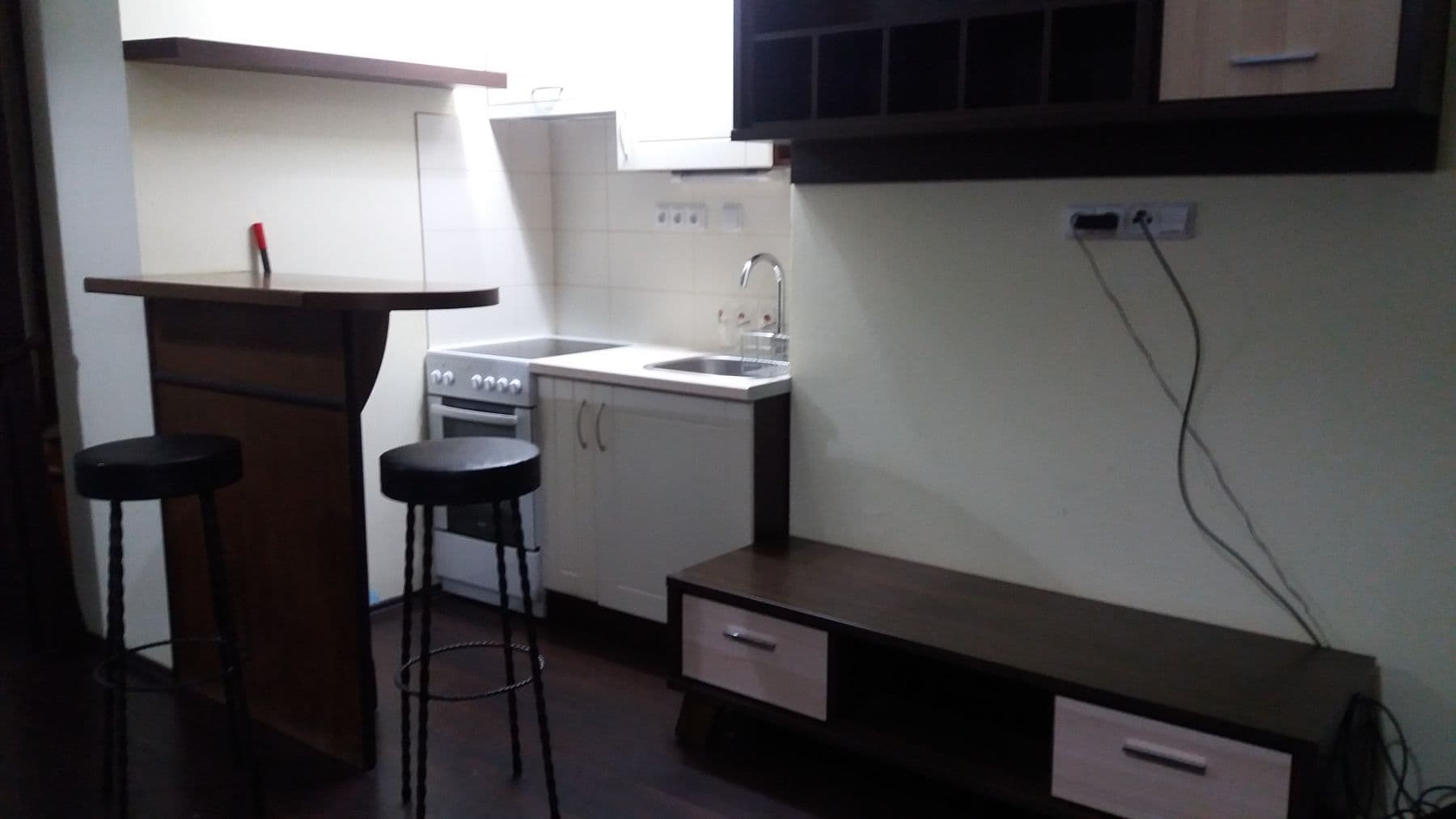 Pronájem bytu 1+kk 37 m², Kamenická, Praha, Praha Pronájem bytu 1+kk 37 m², Kamenická, Praha, Praha