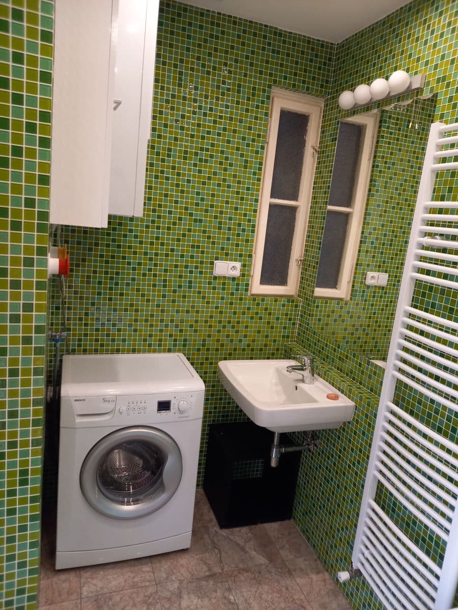 Pronájem bytu 2+kk 45 m², Rejskova, Praha, Praha Pronájem bytu 2+kk 45 m², Rejskova, Praha, Praha