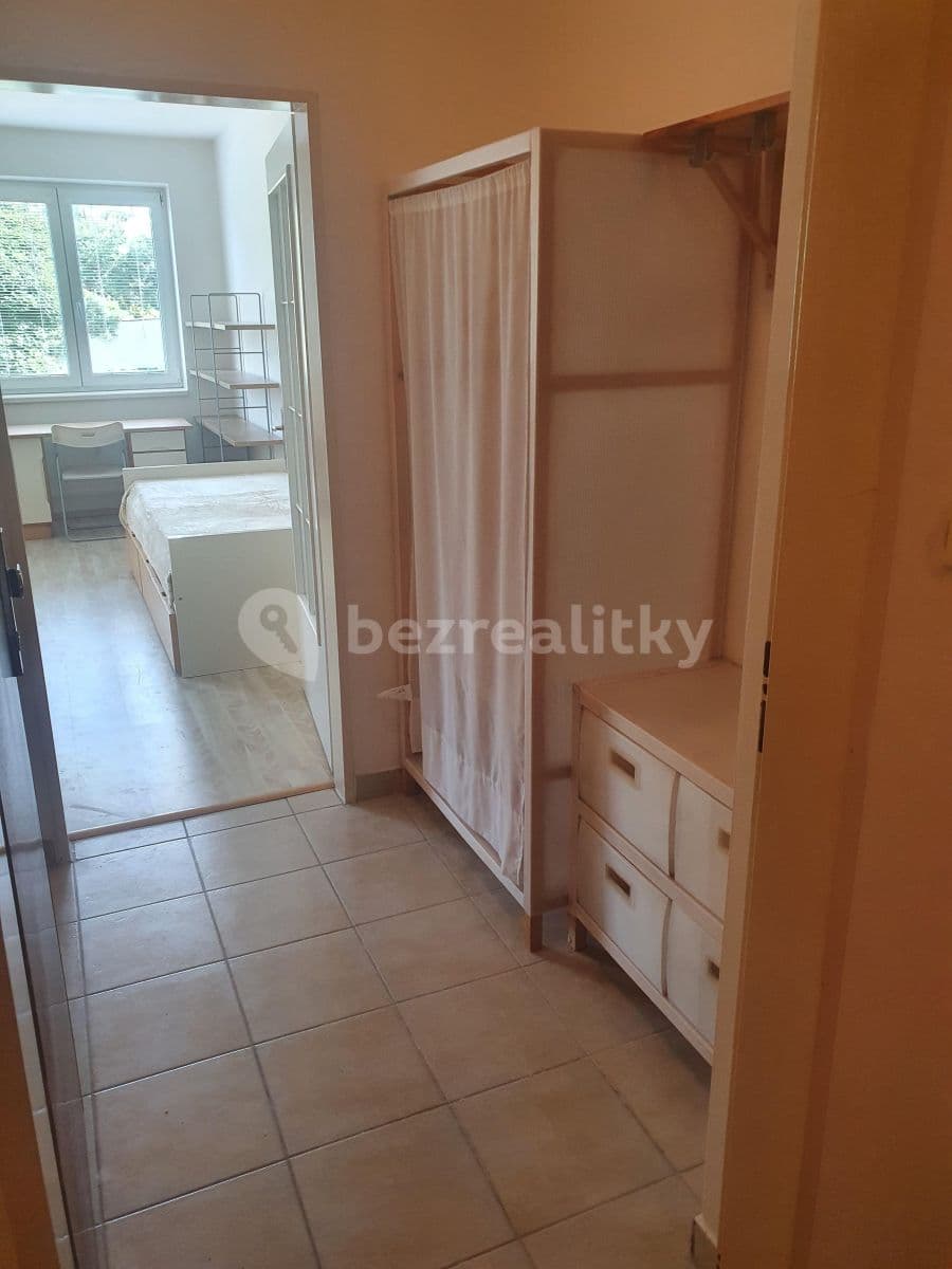 Pronájem bytu 1+kk 39 m², Spořická, Praha, Praha Pronájem bytu 1+kk 39 m², Spořická, Praha, Praha