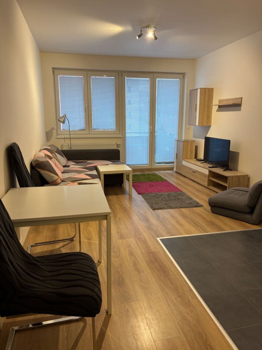 Pronájem bytu 1+kk 32 m², Davidovičova, Praha, Praha Pronájem bytu 1+kk 32 m², Davidovičova, Praha, Praha
