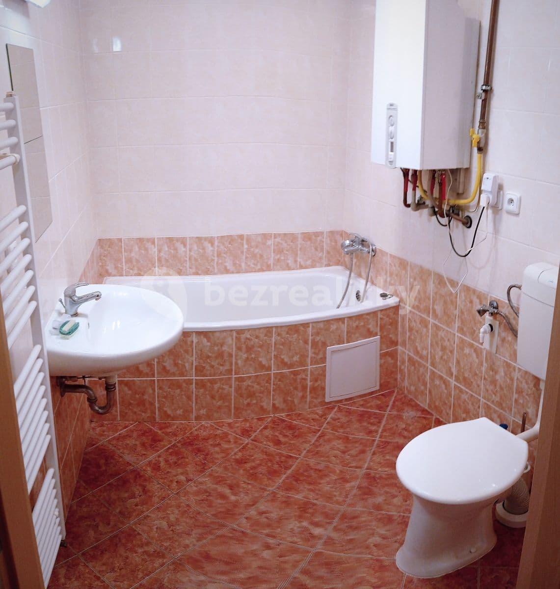 Pronájem bytu 2+kk 42 m², Bulharská, Praha, Praha Pronájem bytu 2+kk 42 m², Bulharská, Praha, Praha