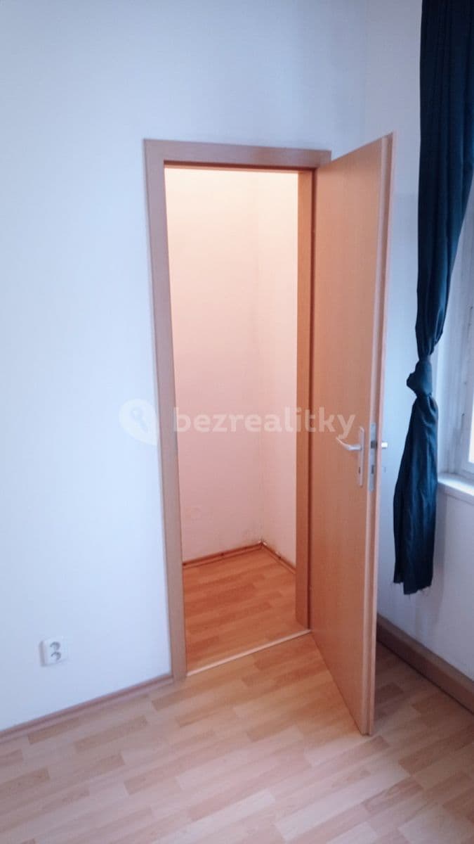 Pronájem bytu 2+kk 42 m², Bulharská, Praha, Praha Pronájem bytu 2+kk 42 m², Bulharská, Praha, Praha