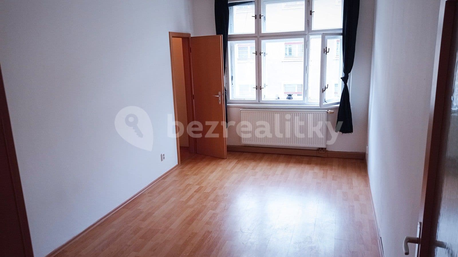 Pronájem bytu 2+kk 42 m², Bulharská, Praha, Praha Pronájem bytu 2+kk 42 m², Bulharská, Praha, Praha