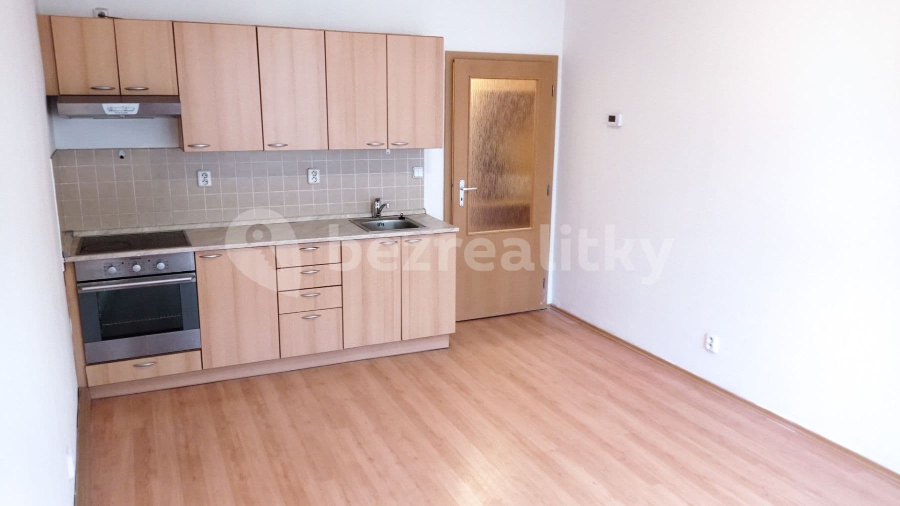 Pronájem bytu 2+kk 42 m², Bulharská, Praha, Praha Pronájem bytu 2+kk 42 m², Bulharská, Praha, Praha