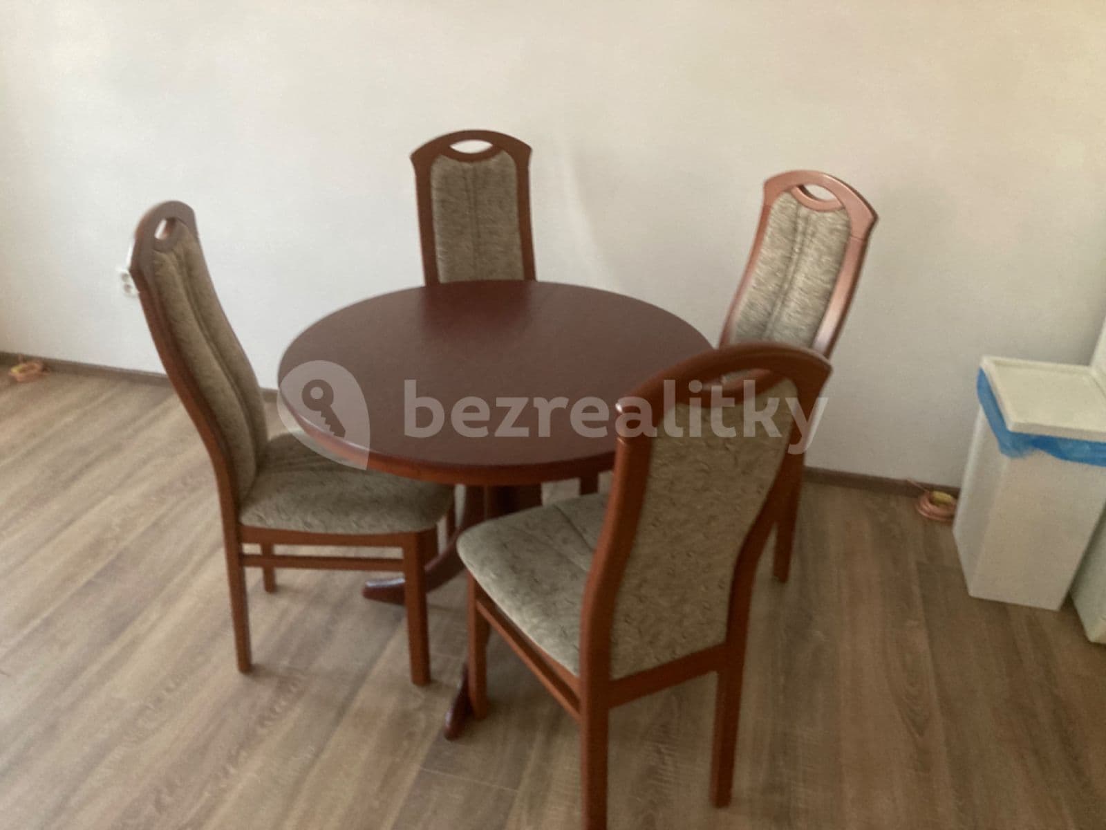 Pronájem bytu 1+kk 40 m², Názovská, Praha, Praha Pronájem bytu 1+kk 40 m², Názovská, Praha, Praha