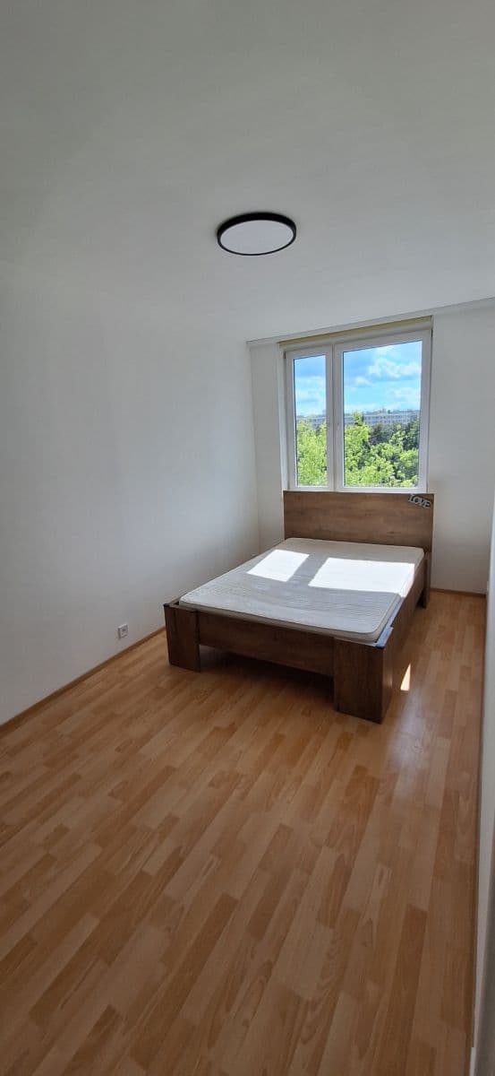 Pronájem bytu 2+kk 58 m², Bechlínská, Praha, Praha Pronájem bytu 2+kk 58 m², Bechlínská, Praha, Praha