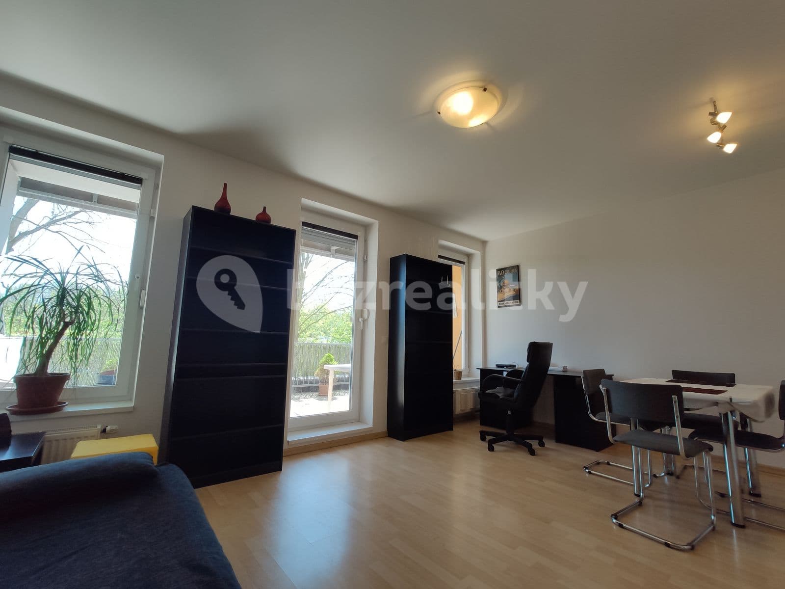Pronájem bytu 1+kk 33 m², Ungarova, Praha, Praha Pronájem bytu 1+kk 33 m², Ungarova, Praha, Praha