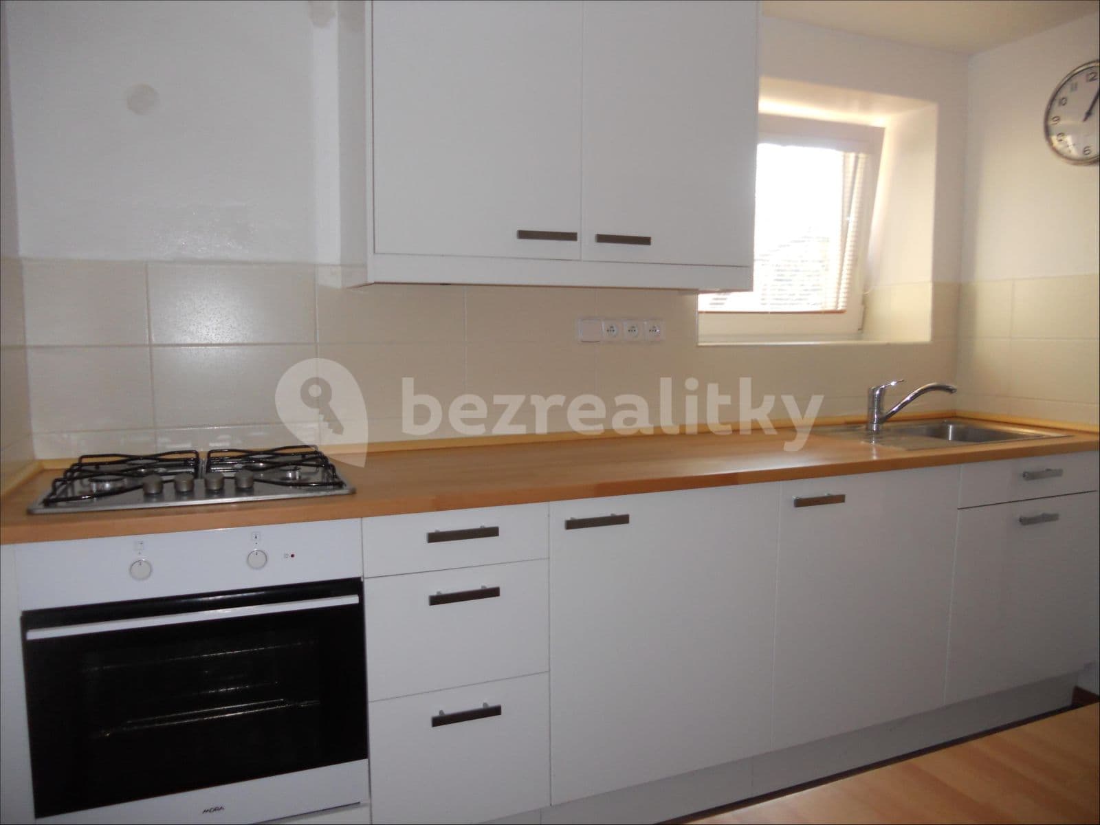 Pronájem bytu 1+1 28 m², Slezákova, Brno, Jihomoravský kraj Pronájem bytu 1+1 28 m², Slezákova, Brno, Jihomoravský kraj