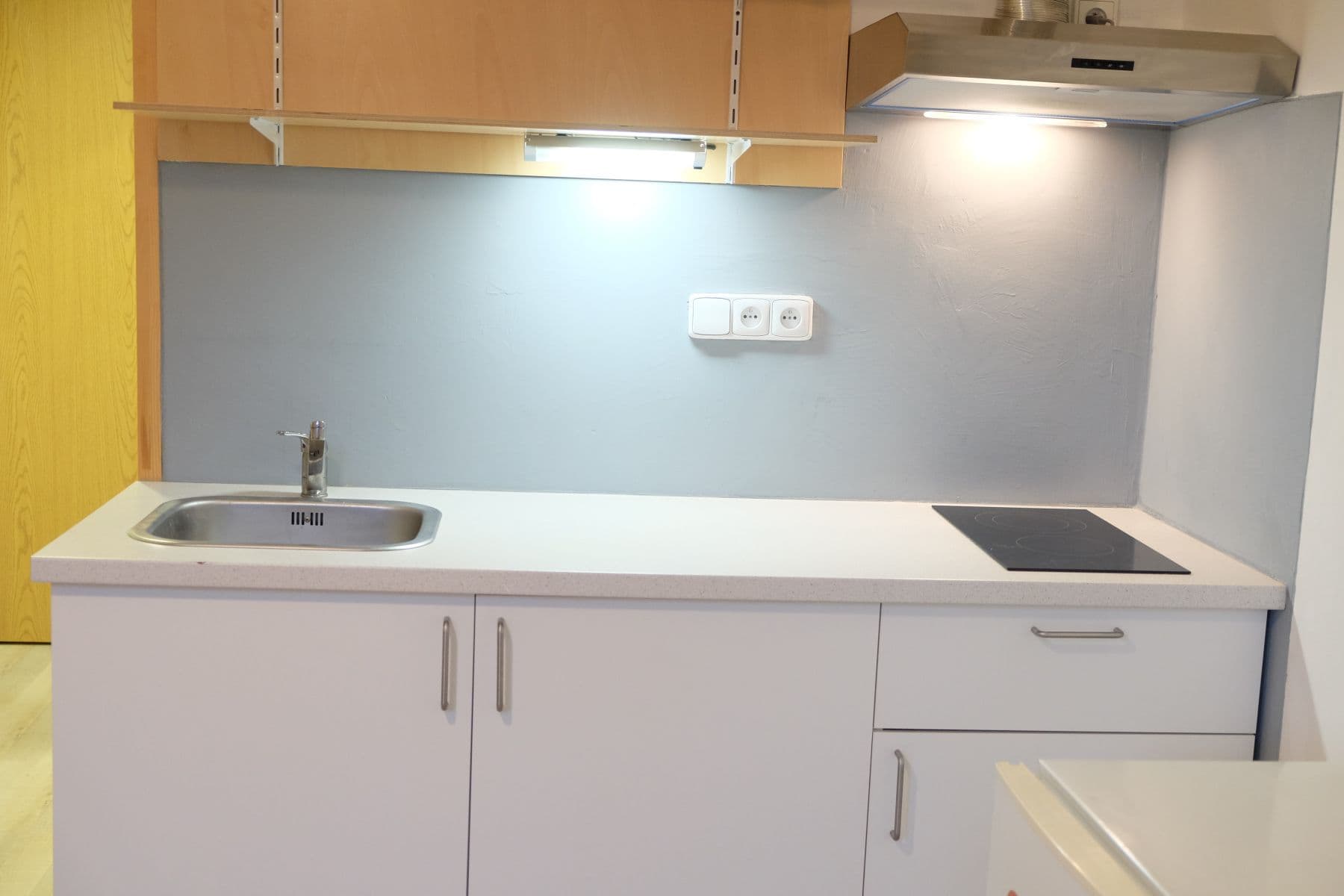 Pronájem bytu Garsoniéra 20 m², Moskevská, Praha, Praha Pronájem bytu Garsoniéra 20 m², Moskevská, Praha, Praha