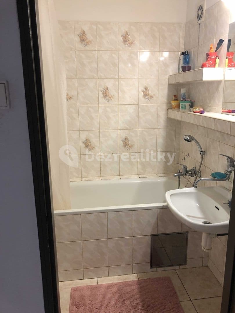 Pronájem bytu 3+1 70 m², Křejpského, Praha, Praha Pronájem bytu 3+1 70 m², Křejpského, Praha, Praha