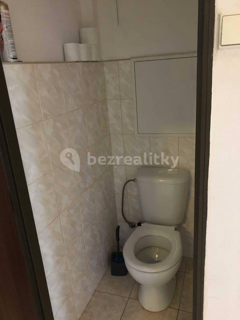 Pronájem bytu 3+1 70 m², Křejpského, Praha, Praha Pronájem bytu 3+1 70 m², Křejpského, Praha, Praha