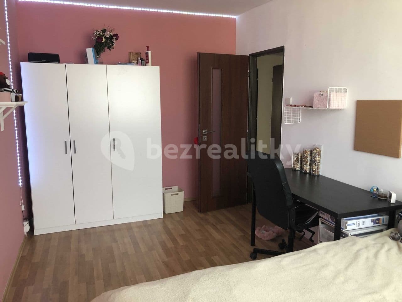 Pronájem bytu 3+1 70 m², Křejpského, Praha, Praha Pronájem bytu 3+1 70 m², Křejpského, Praha, Praha