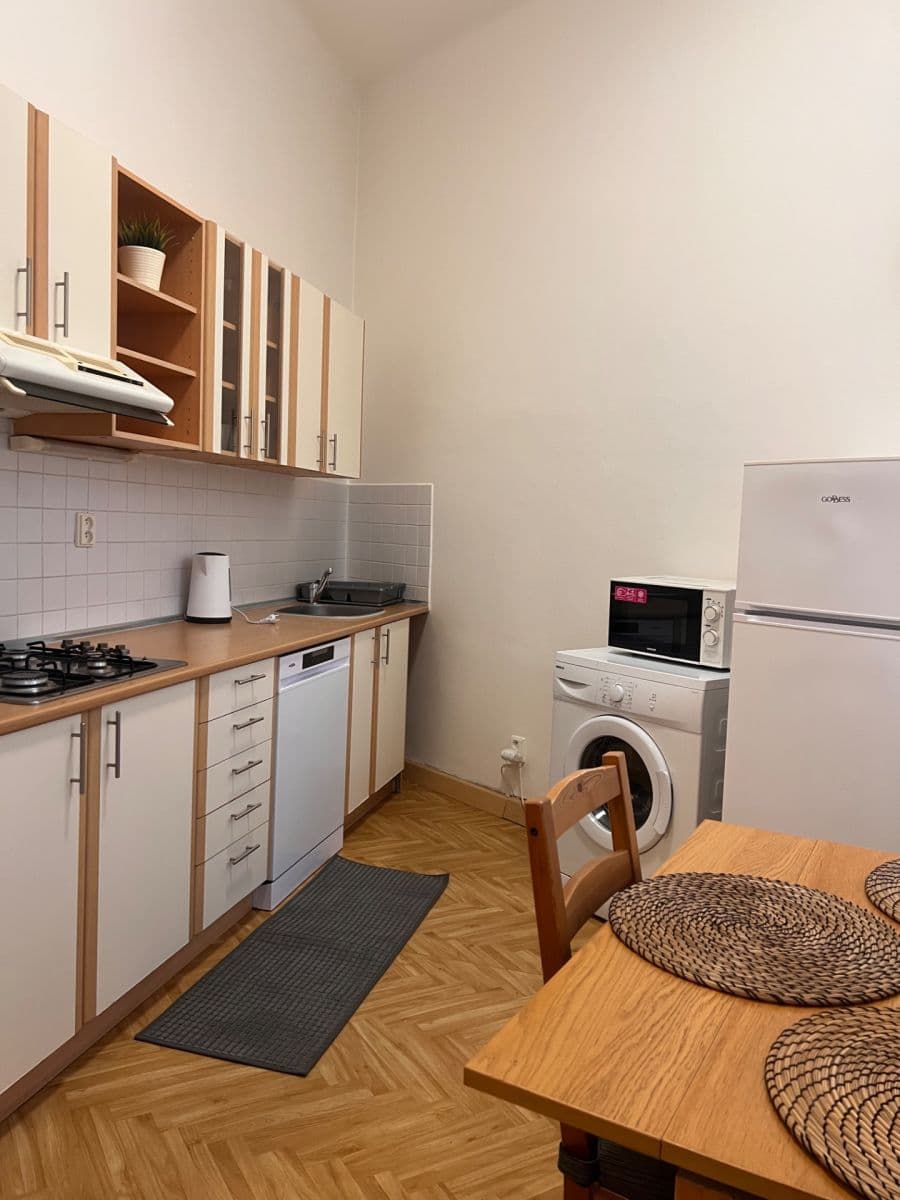 Pronájem bytu 2+1 72 m², Muchova, Praha, Praha Pronájem bytu 2+1 72 m², Muchova, Praha, Praha