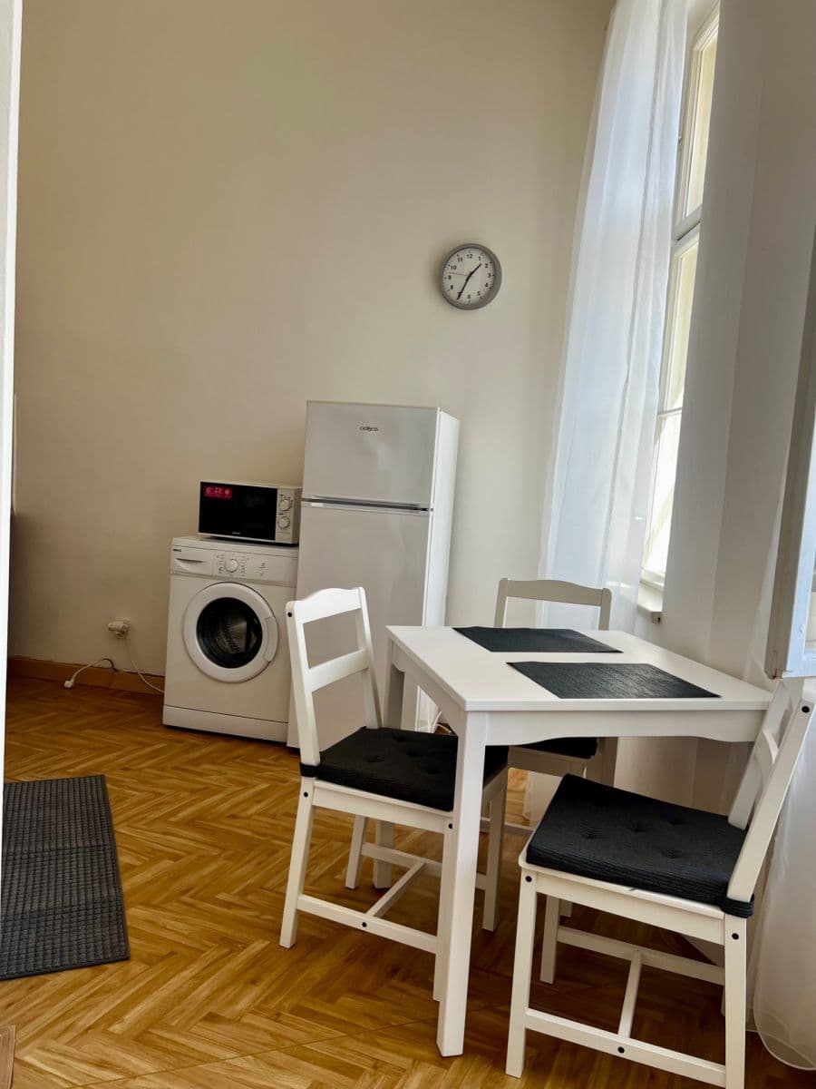 Pronájem bytu 2+1 72 m², Muchova, Praha, Praha Pronájem bytu 2+1 72 m², Muchova, Praha, Praha