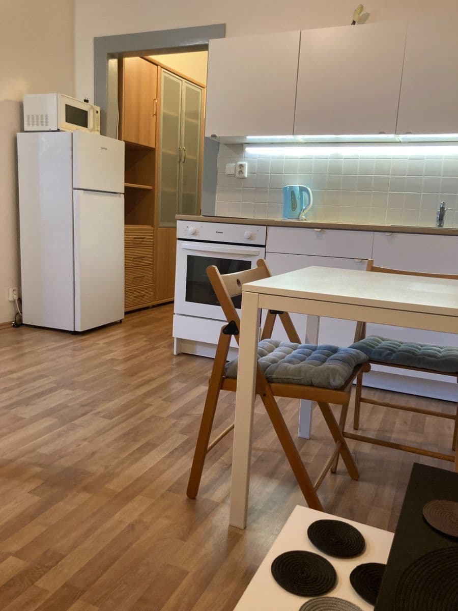 Pronájem bytu Garsoniéra 22 m², Žerotínova, Praha, Praha Pronájem bytu Garsoniéra 22 m², Žerotínova, Praha, Praha