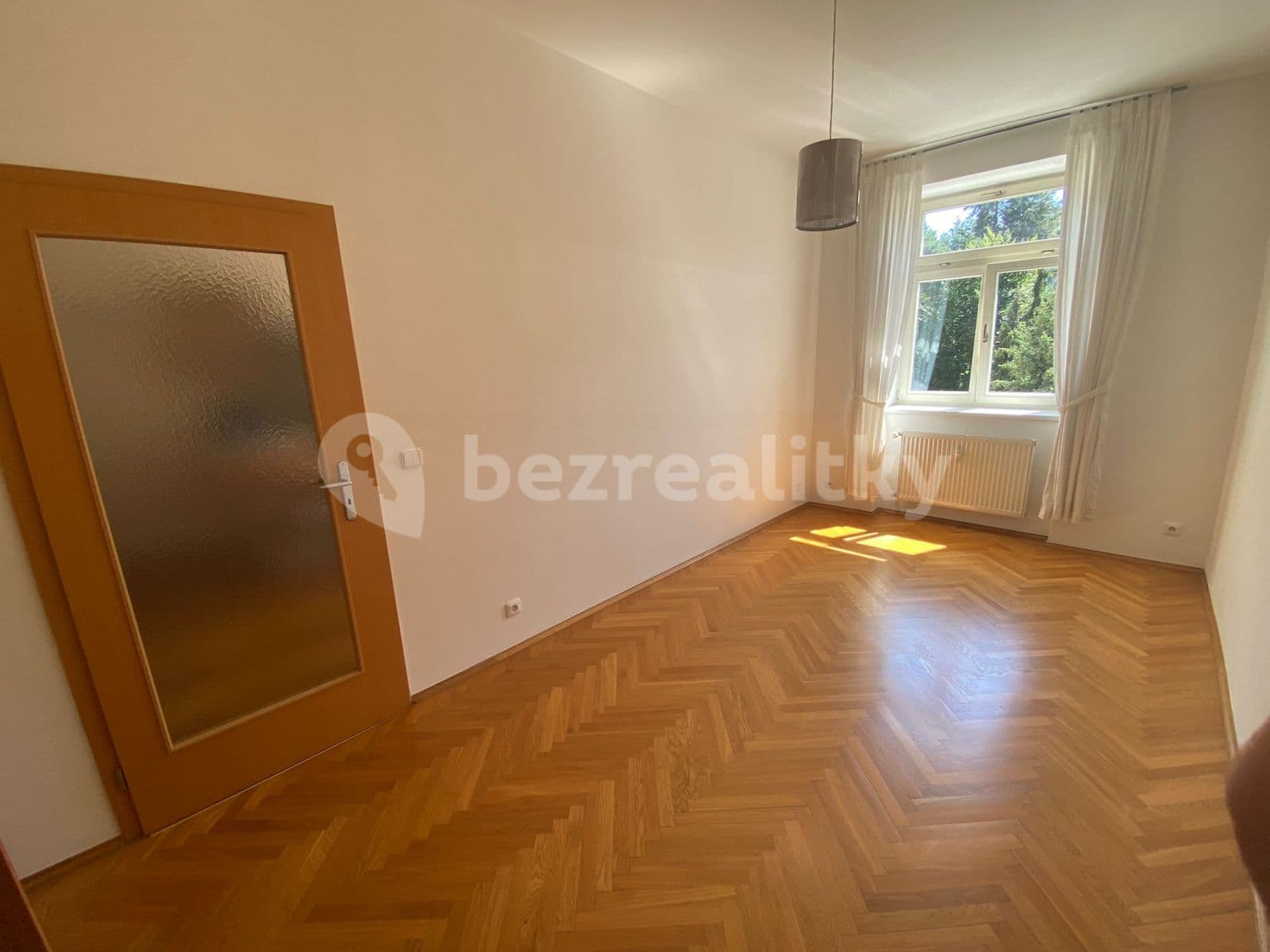 Pronájem bytu 2+kk 44 m², Levá, Praha, Praha Pronájem bytu 2+kk 44 m², Levá, Praha, Praha