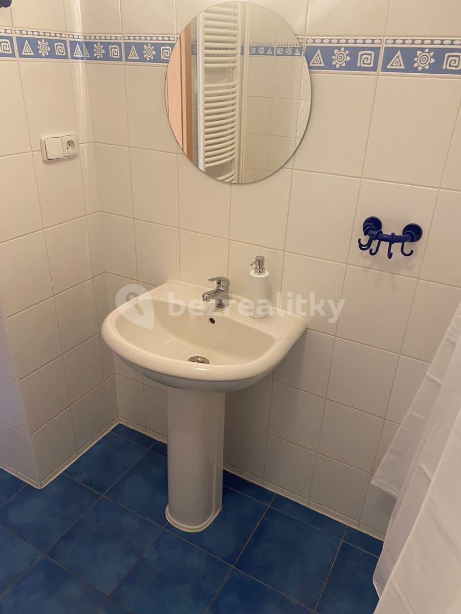 Pronájem bytu 2+kk 44 m², Levá, Praha, Praha Pronájem bytu 2+kk 44 m², Levá, Praha, Praha