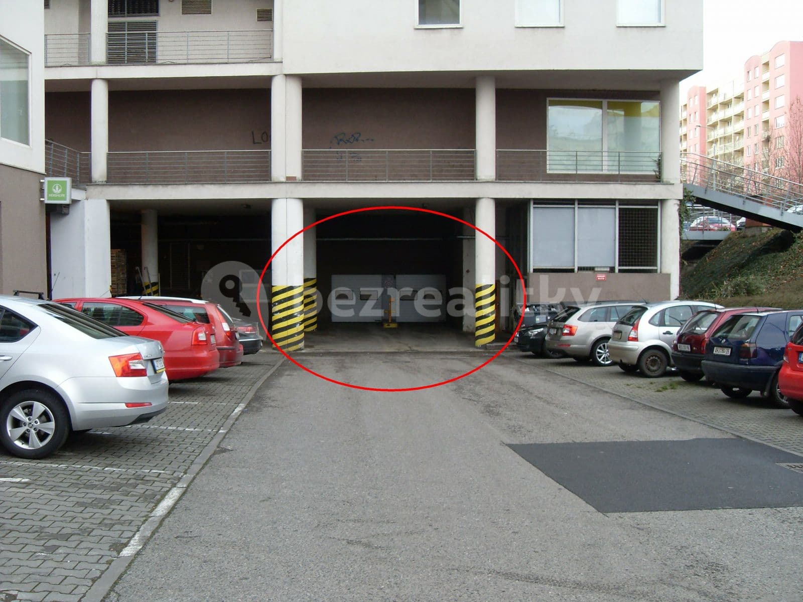 Pronájem garáže 12 m², Petržílkova, Praha, Praha Pronájem garáže 12 m², Petržílkova, Praha, Praha
