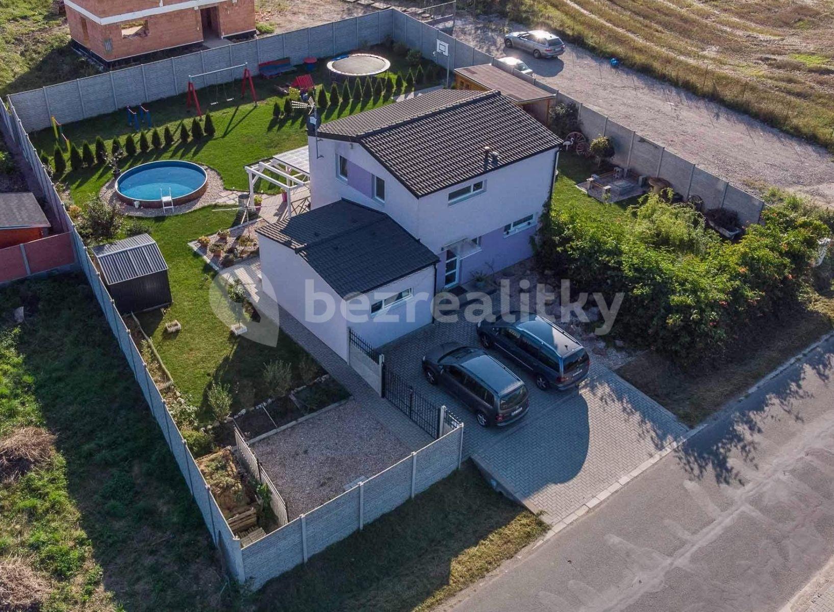 Prodej domu 135 m², pozemek 1.000 m², 32221, Pardubice, Pardubický kraj