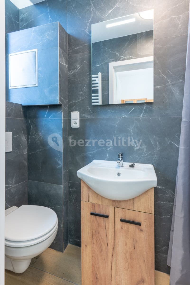 Pronájem bytu 1+1 32 m², Gutova, Praha, Praha Pronájem bytu 1+1 32 m², Gutova, Praha, Praha