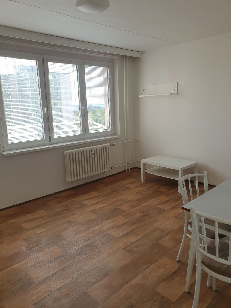 Pronájem bytu 2+kk 40 m², Valtická, Brno, Jihomoravský kraj Pronájem bytu 2+kk 40 m², Valtická, Brno, Jihomoravský kraj
